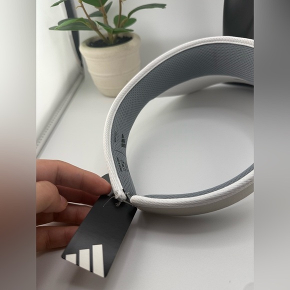 Adidas Women's Tan Visor with Climacool - Picture 7 of 7